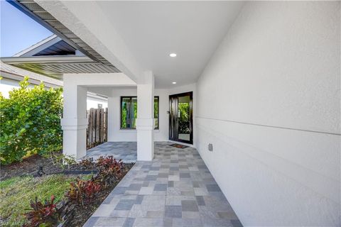 Photo of 841 91st AVE N, NAPLES, FL 34108 (MLS # 226014313)