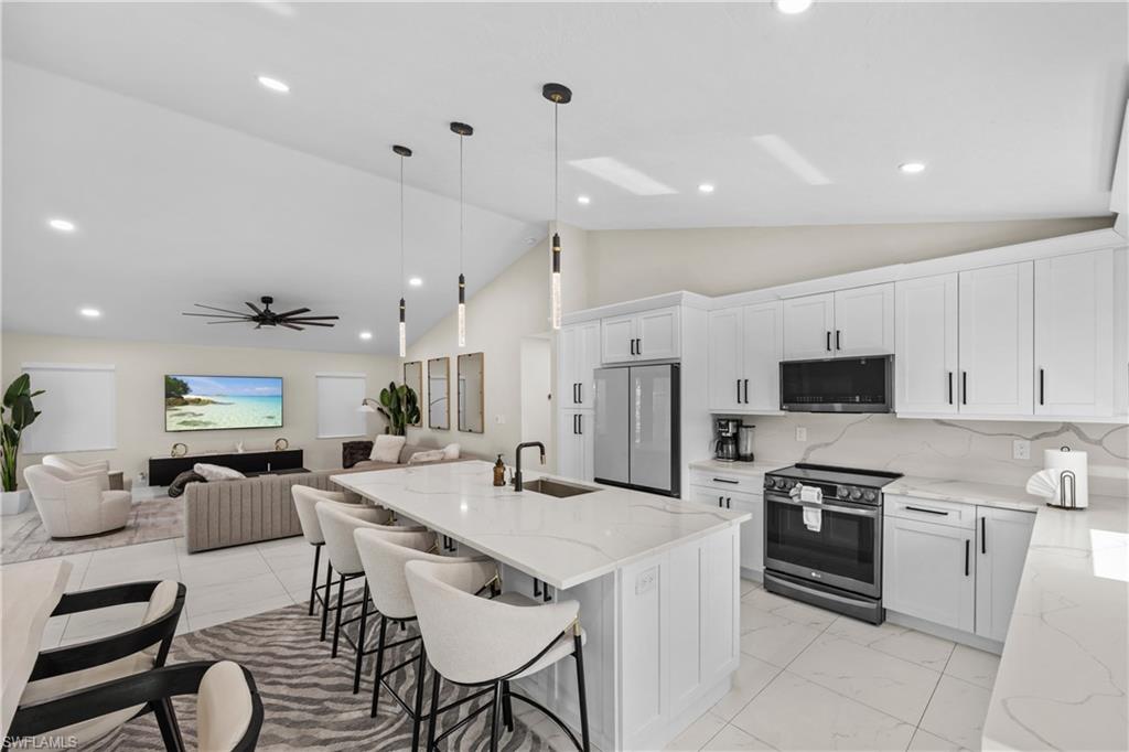 NAPLES PARK - Residential