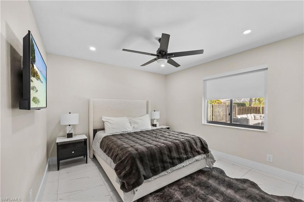 NAPLES PARK - Residential