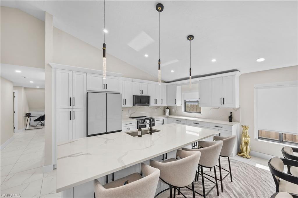 NAPLES PARK - Residential