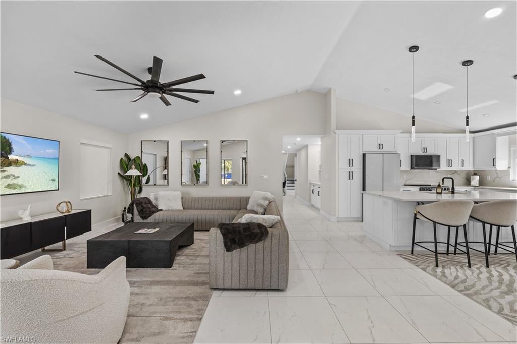 NAPLES PARK - Residential