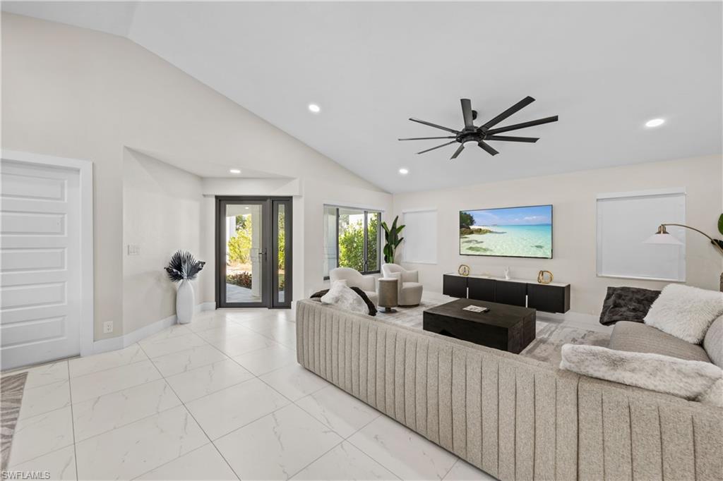 NAPLES PARK - Residential