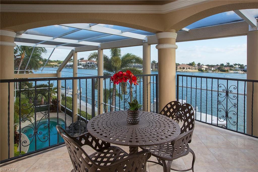 MARCO BEACH - Residential