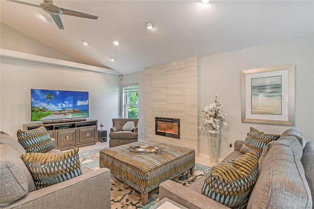 IMPERIAL GOLF ESTATES - Residential