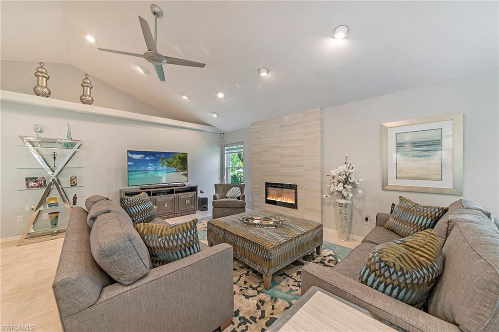 IMPERIAL GOLF ESTATES - Residential