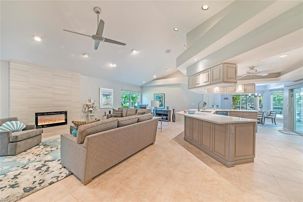 IMPERIAL GOLF ESTATES - Residential