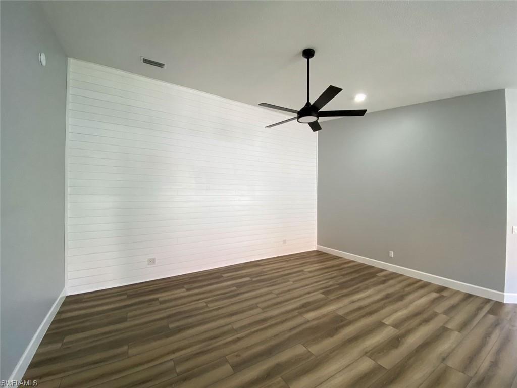 VILLAGE WALK - Residential