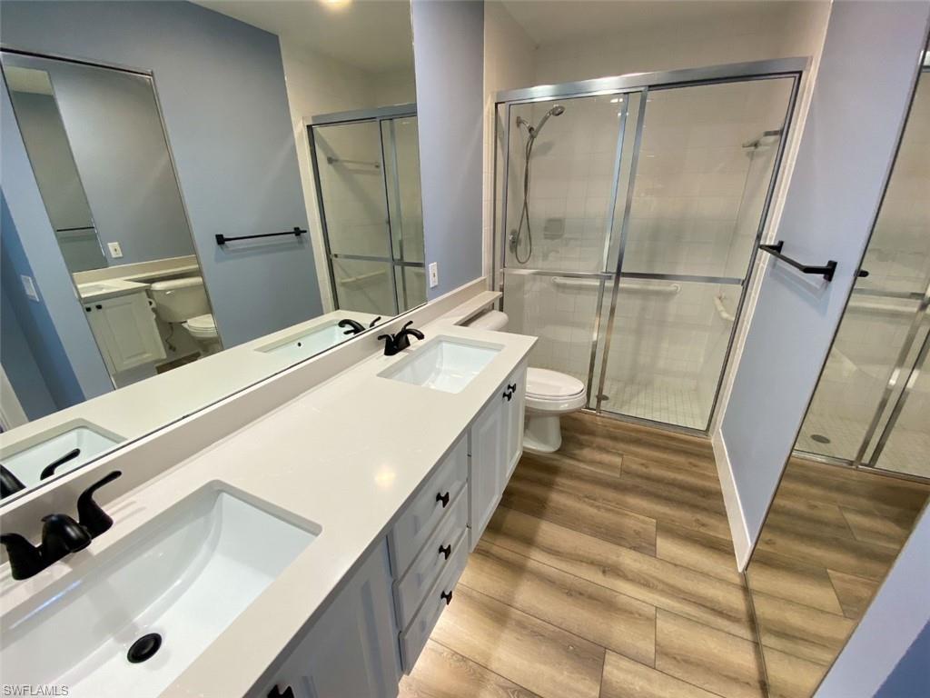 VILLAGE WALK - Residential