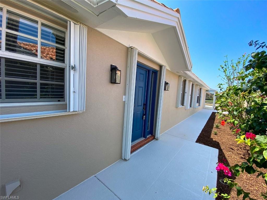 VILLAGE WALK - Residential