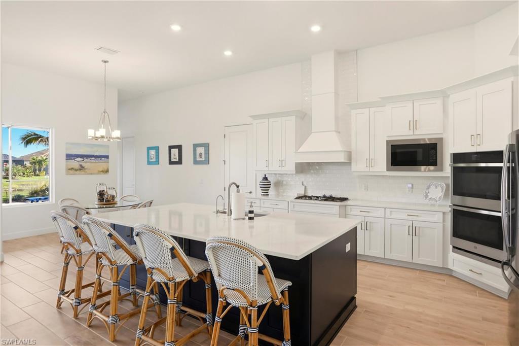 ESPLANADE LAKE CLUB - Residential