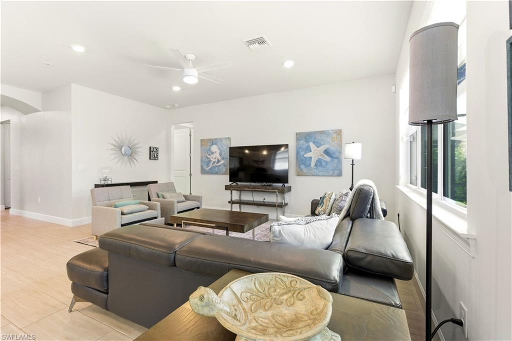 PARKSIDE - Residential