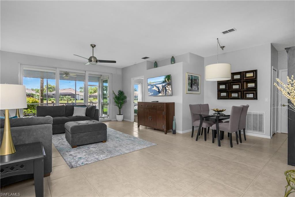 WEDGE WOOD AT THE STRAND - Residential