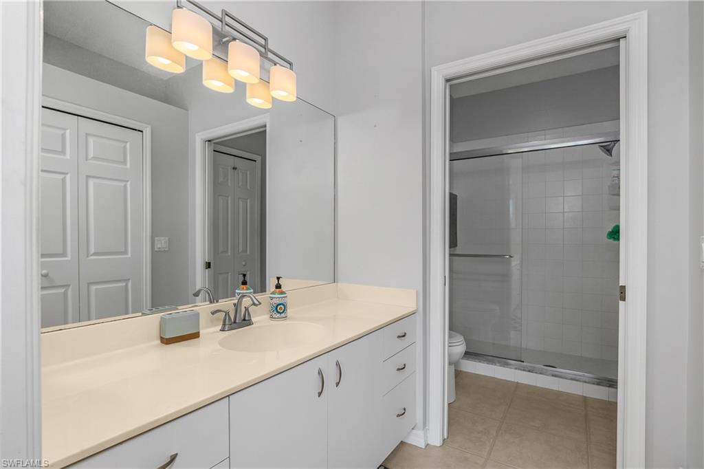 WEDGE WOOD AT THE STRAND - Residential