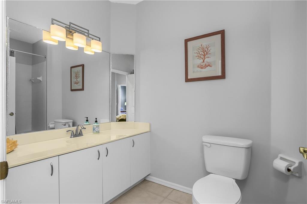 WEDGE WOOD AT THE STRAND - Residential