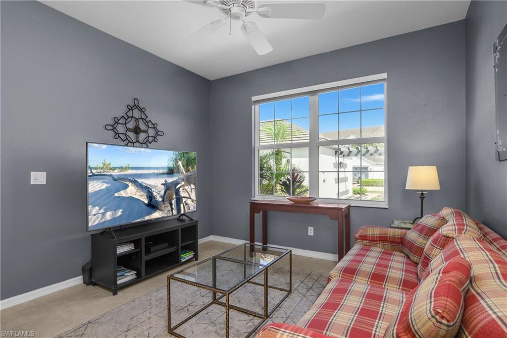 WEDGE WOOD AT THE STRAND - Residential