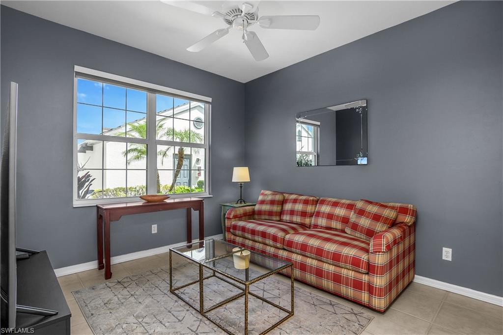 WEDGE WOOD AT THE STRAND - Residential