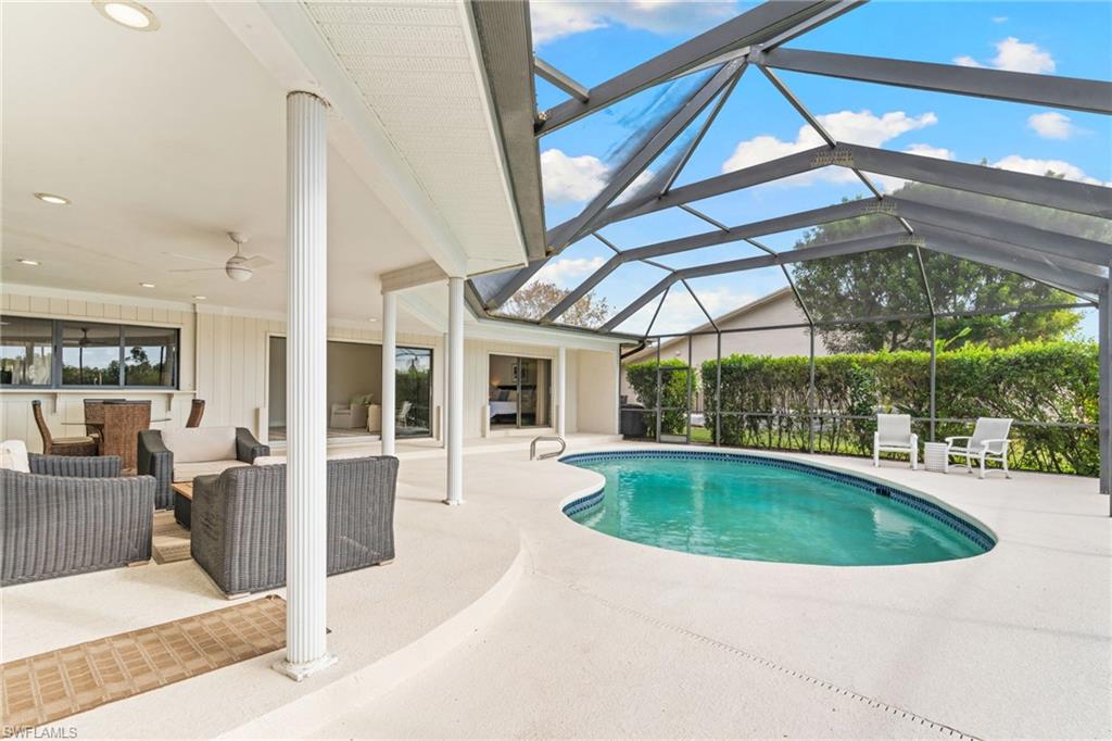 TOWN AND RIVER - Residential