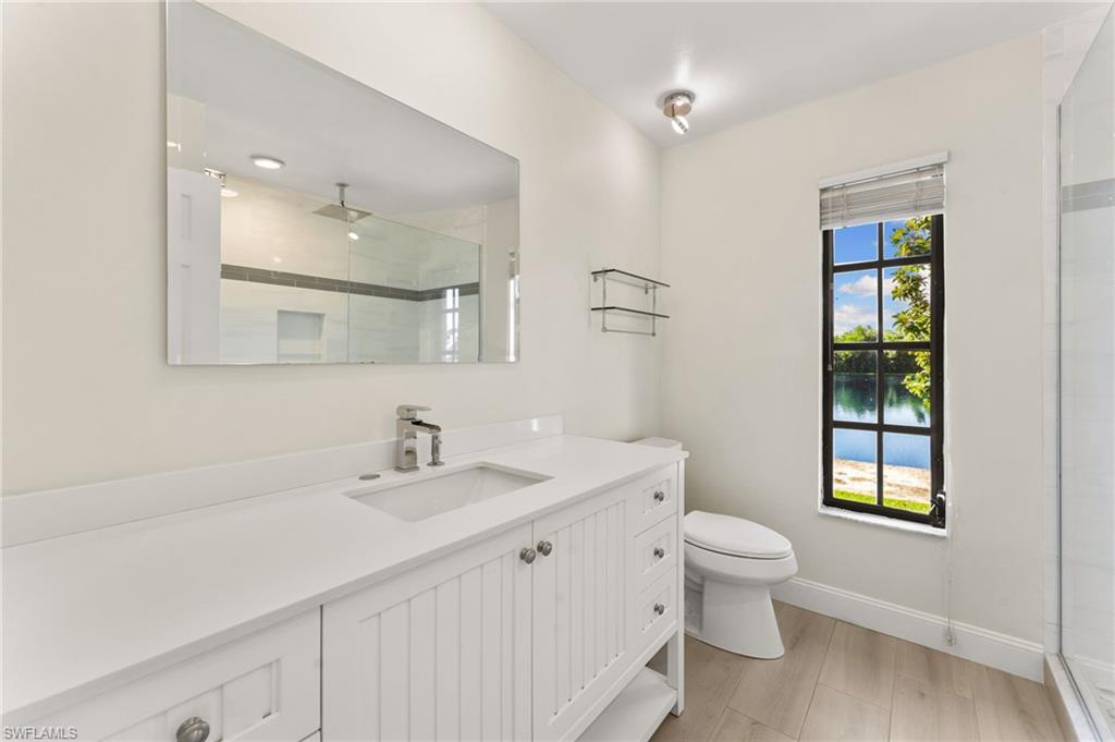 TOWN AND RIVER - Residential