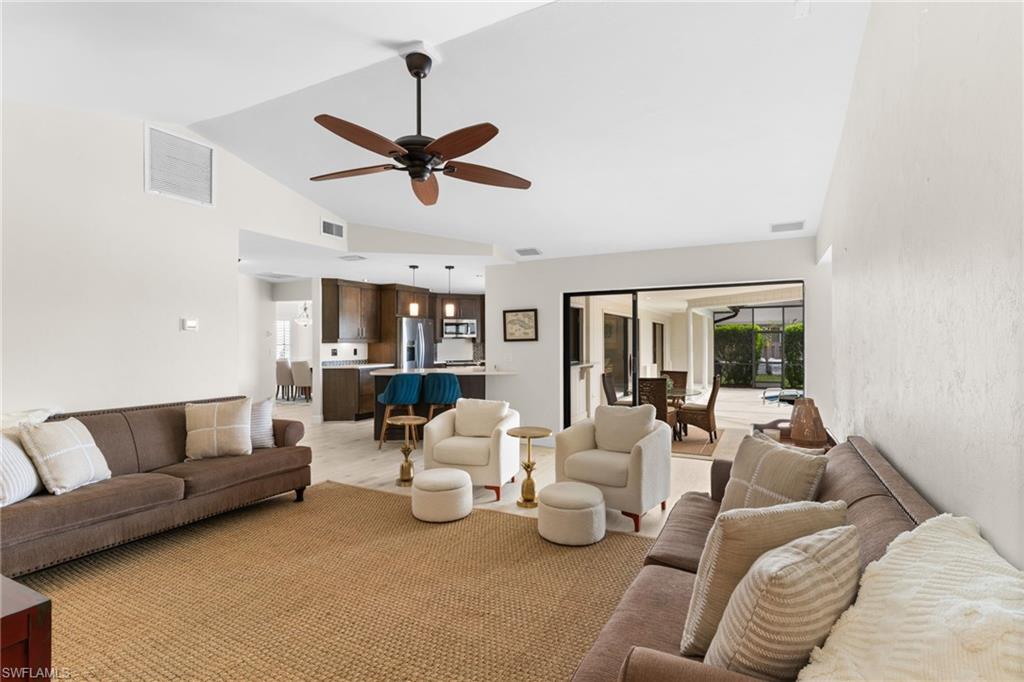 TOWN AND RIVER - Residential