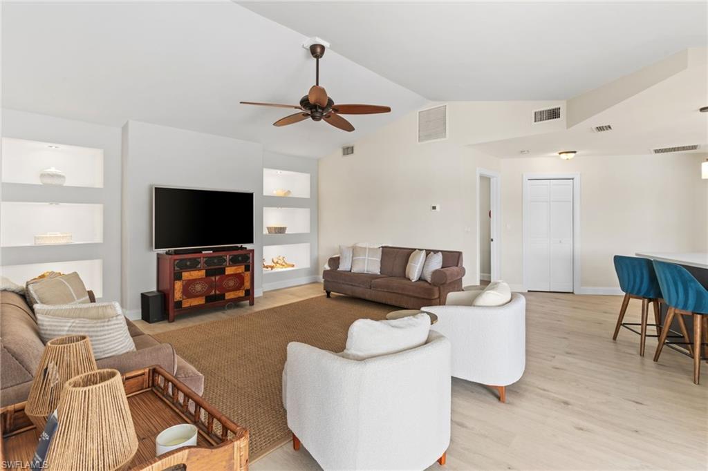 TOWN AND RIVER - Residential