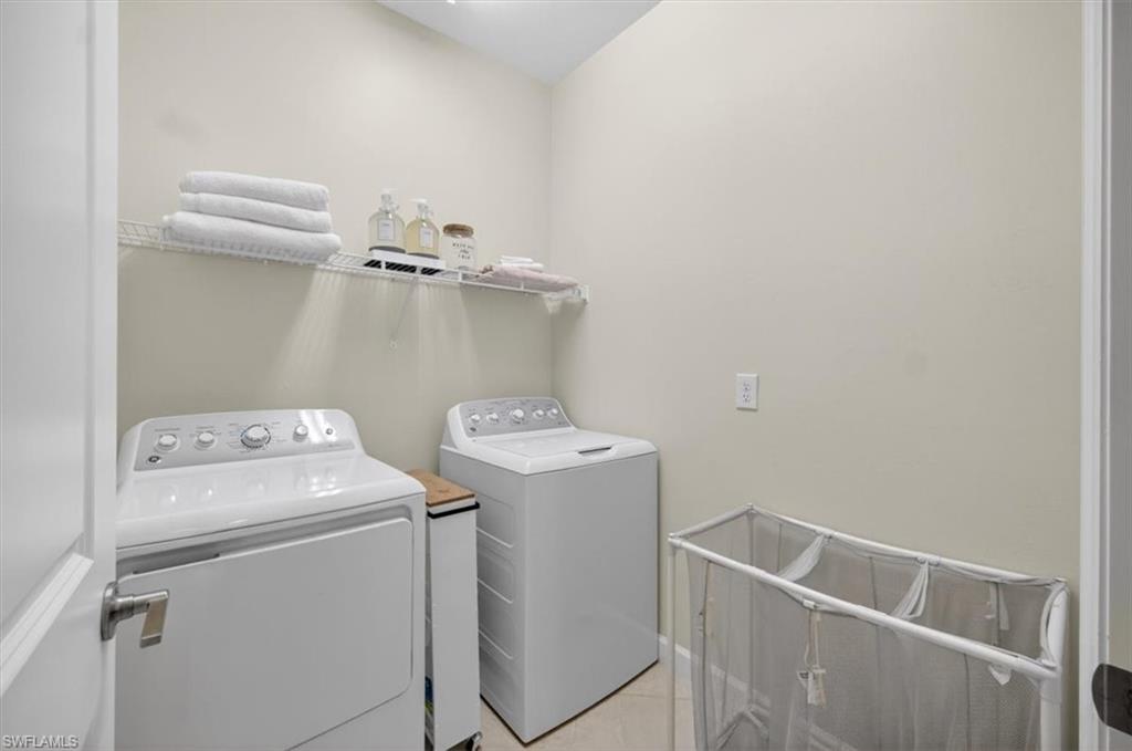 IBIS LANDING - Residential