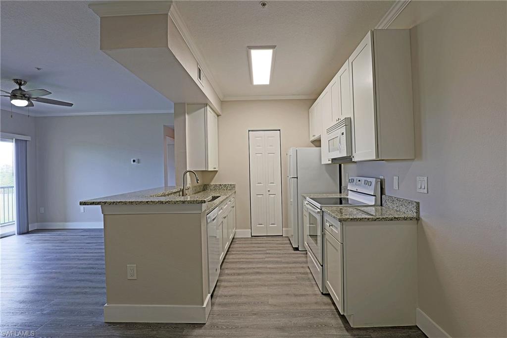 ROYAL GREENS - Residential Lease