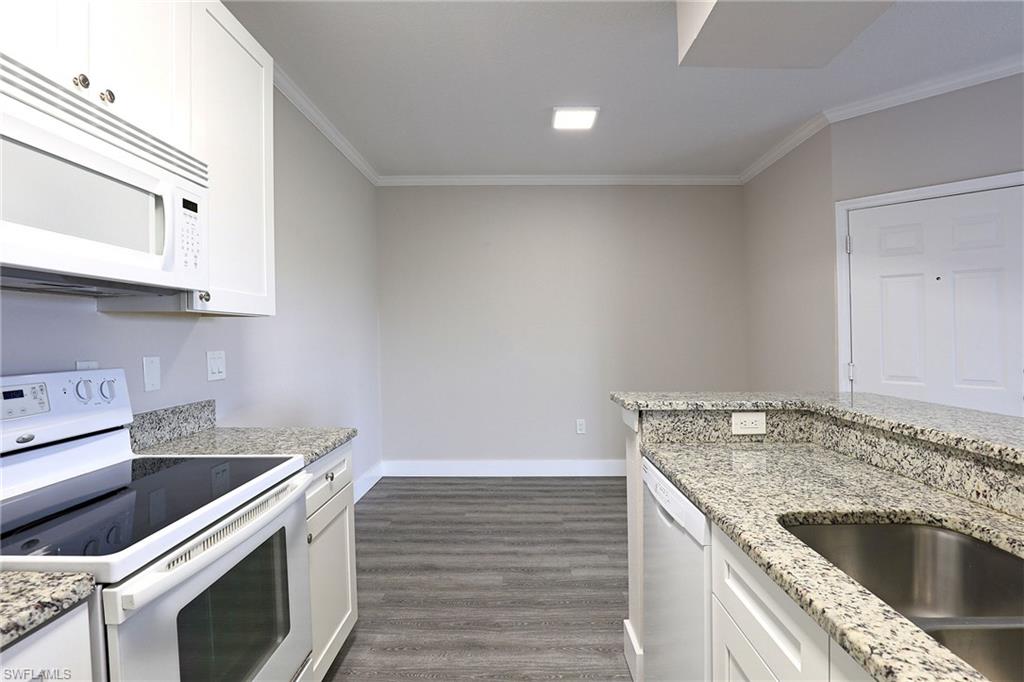 ROYAL GREENS - Residential Lease