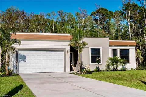 1901 Lorna Ave, Lehigh Acres, FL 33972 - MLS#: 225013981