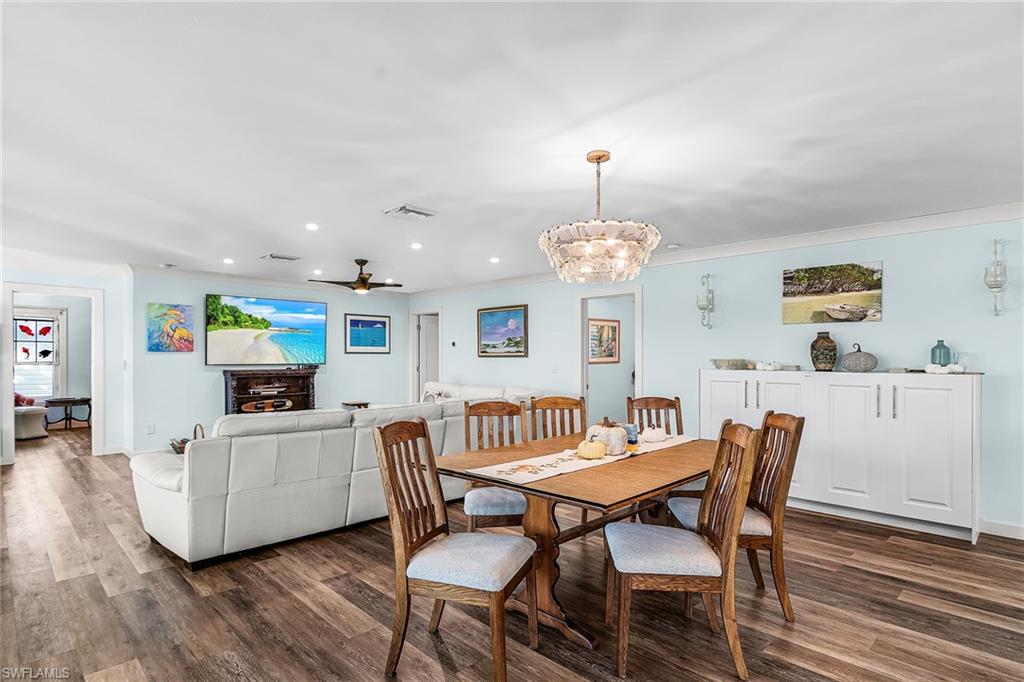 HOLIDAY HARBOR - Residential