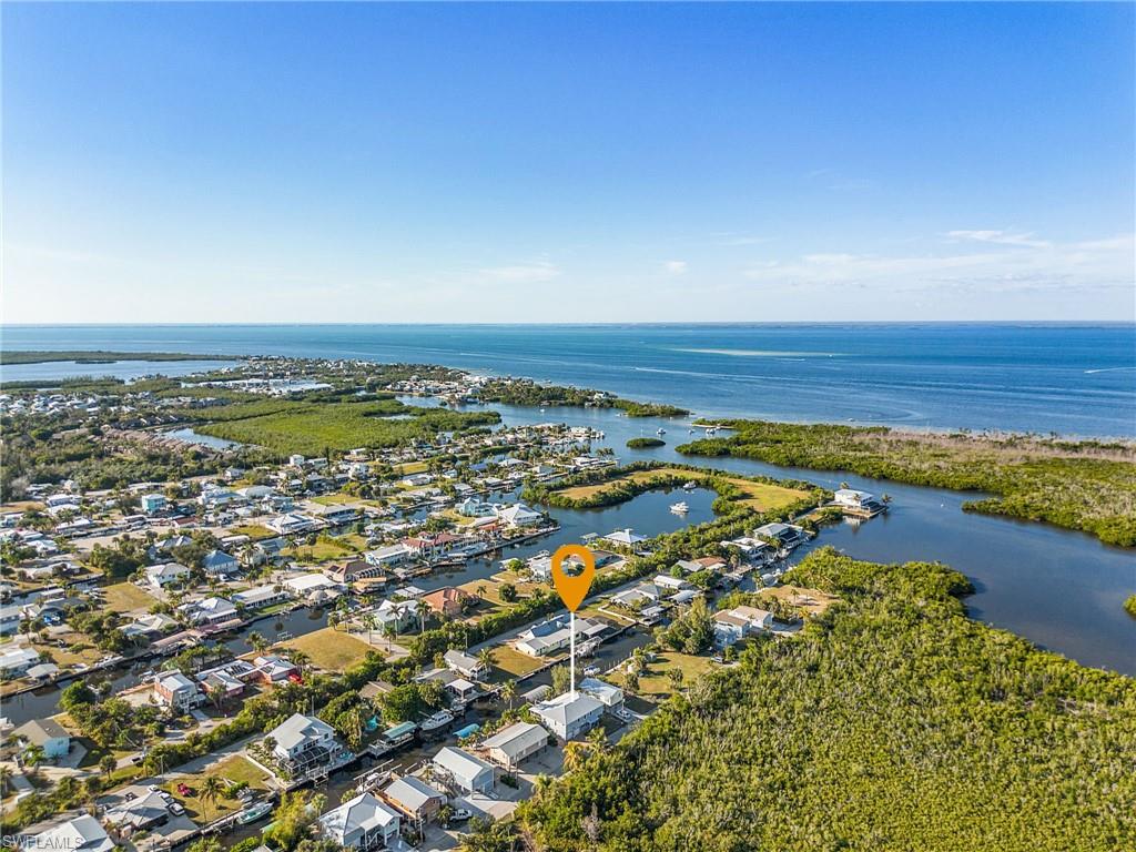 HOLIDAY HARBOR - Residential