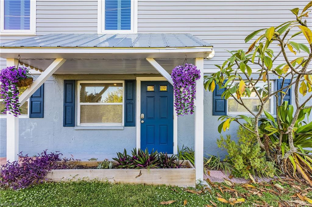 HOLIDAY HARBOR - Residential