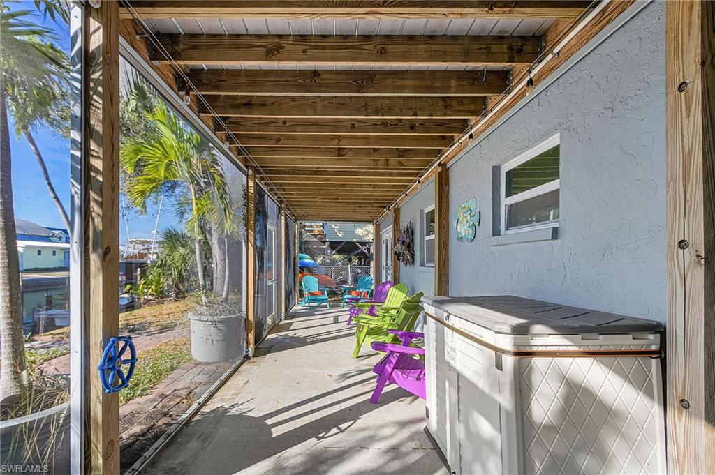 HOLIDAY HARBOR - Residential