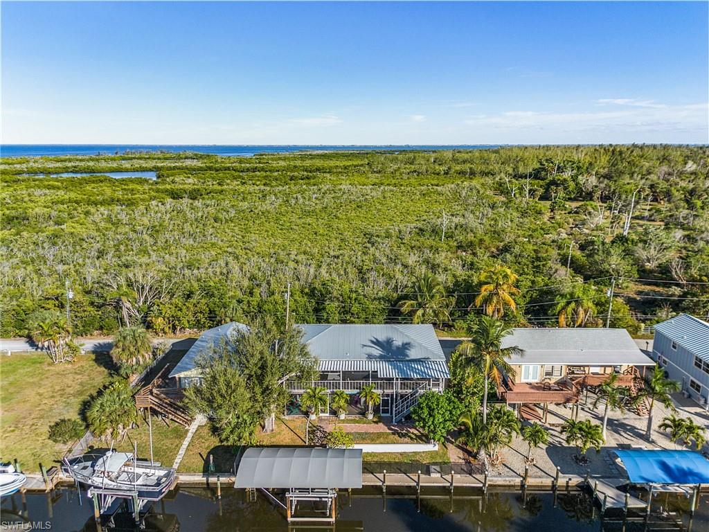 HOLIDAY HARBOR - Residential