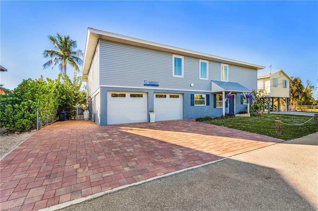 HOLIDAY HARBOR - Residential