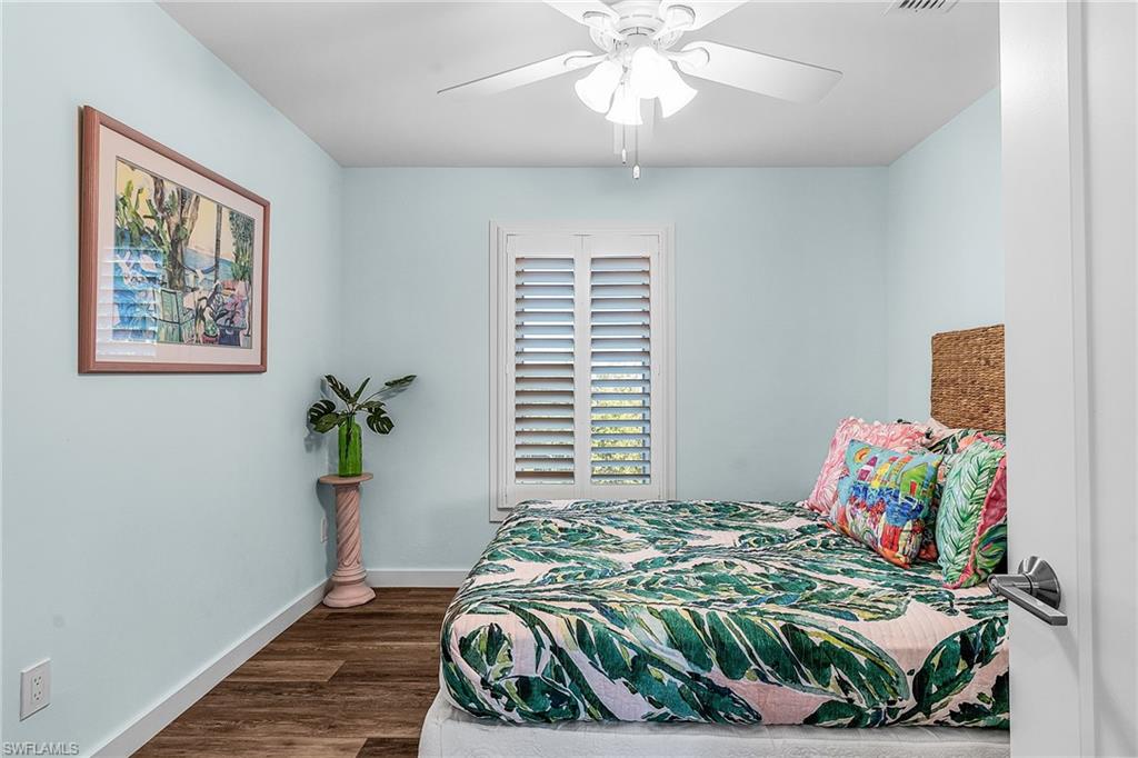 HOLIDAY HARBOR - Residential