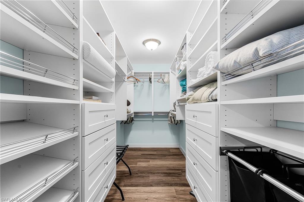 HOLIDAY HARBOR - Residential