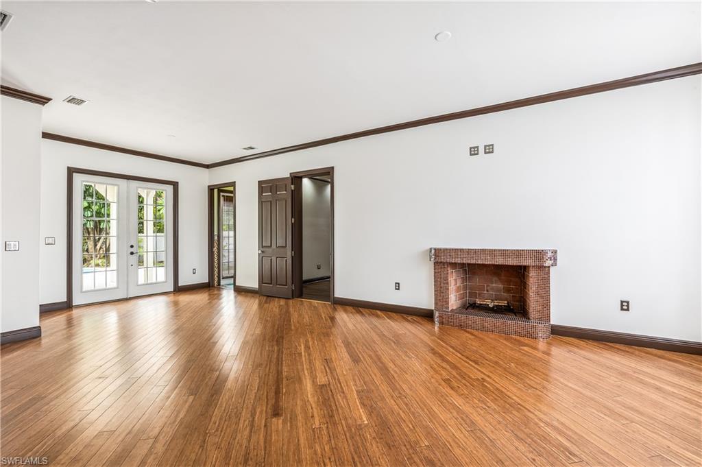 TWIN PALM ESTATES - Residential