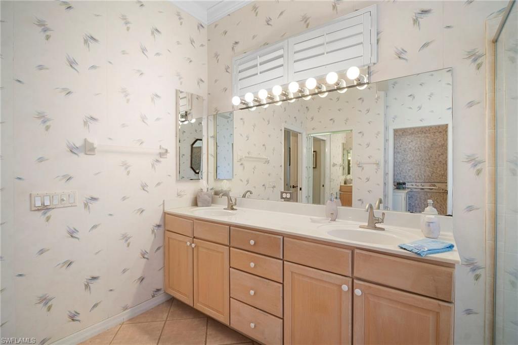 VANDERBILT COUNTRY CLUB - Residential