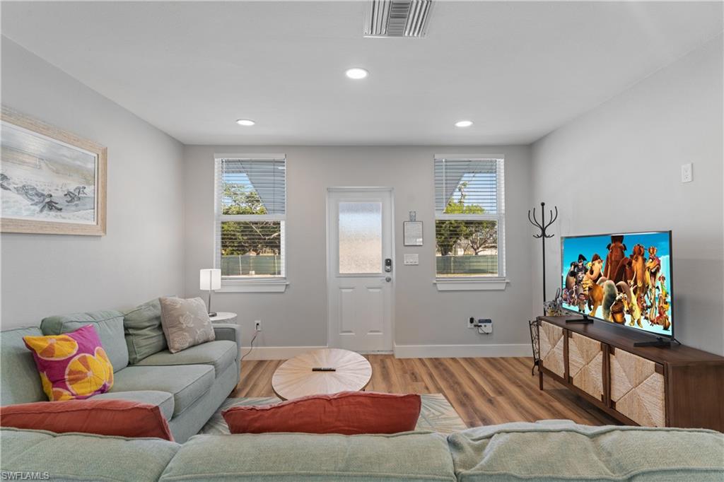 ESTERO PARK - Residential