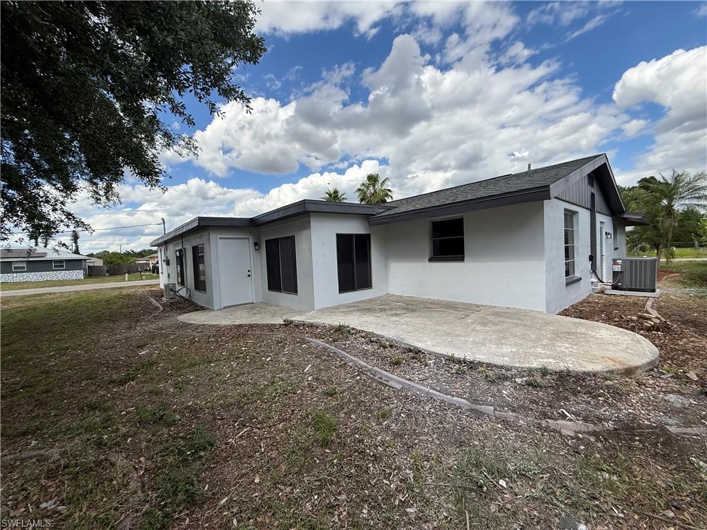 FORT MYERS SHORES - Residential