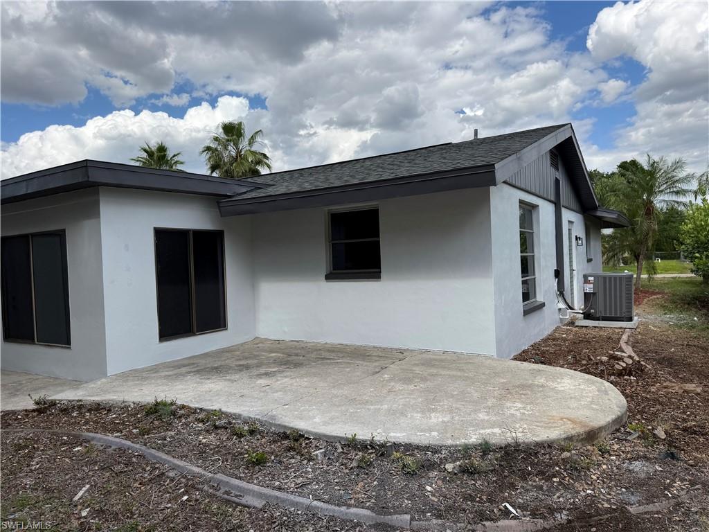 FORT MYERS SHORES - Residential