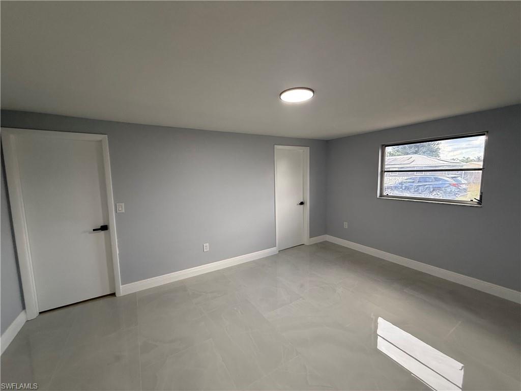 FORT MYERS SHORES - Residential