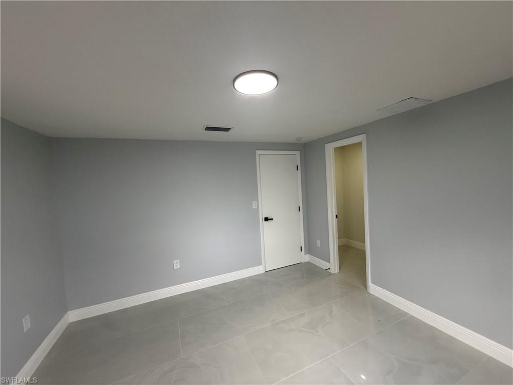 FORT MYERS SHORES - Residential