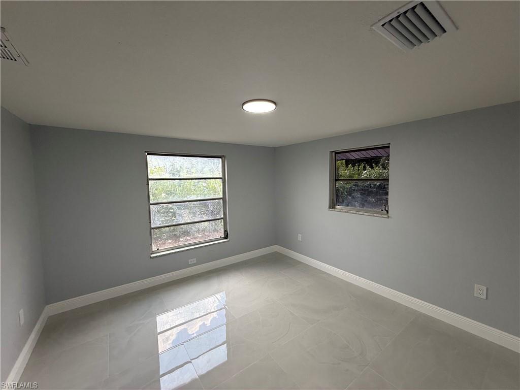 FORT MYERS SHORES - Residential