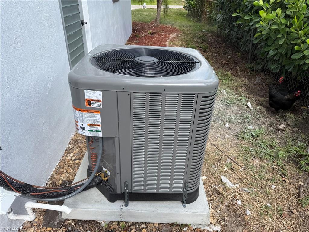 FORT MYERS SHORES - Residential