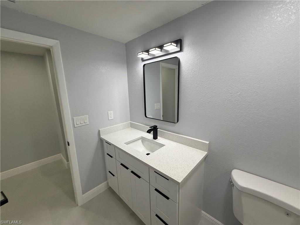 FORT MYERS SHORES - Residential