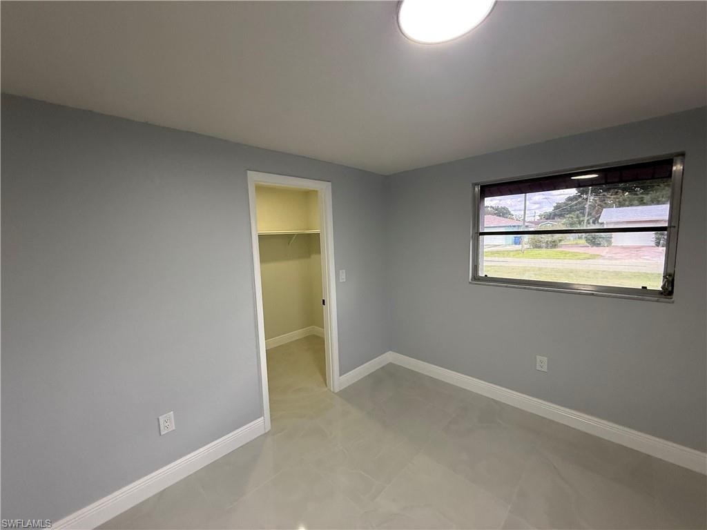 FORT MYERS SHORES - Residential