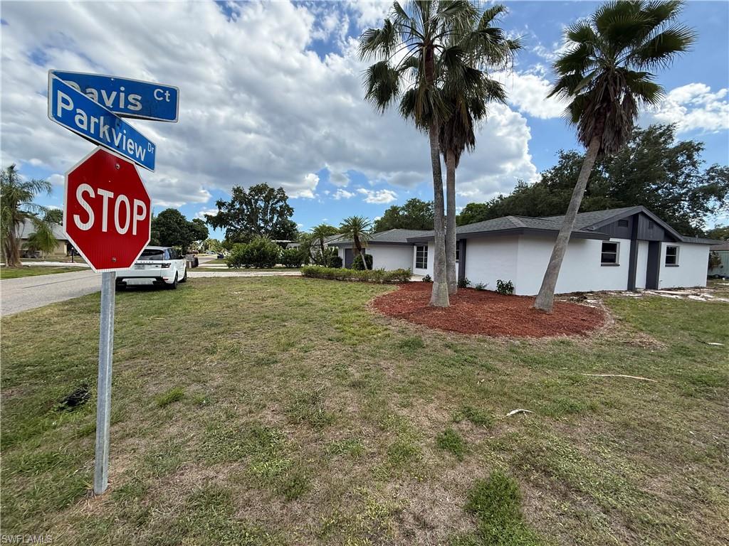 FORT MYERS SHORES - Residential