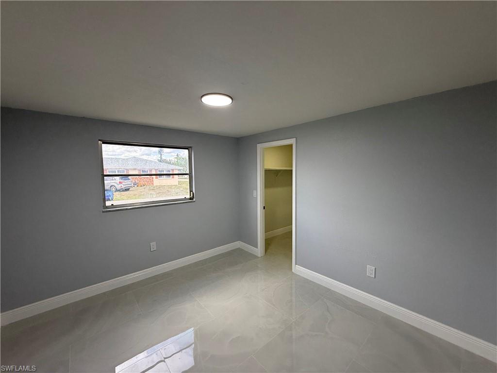 FORT MYERS SHORES - Residential