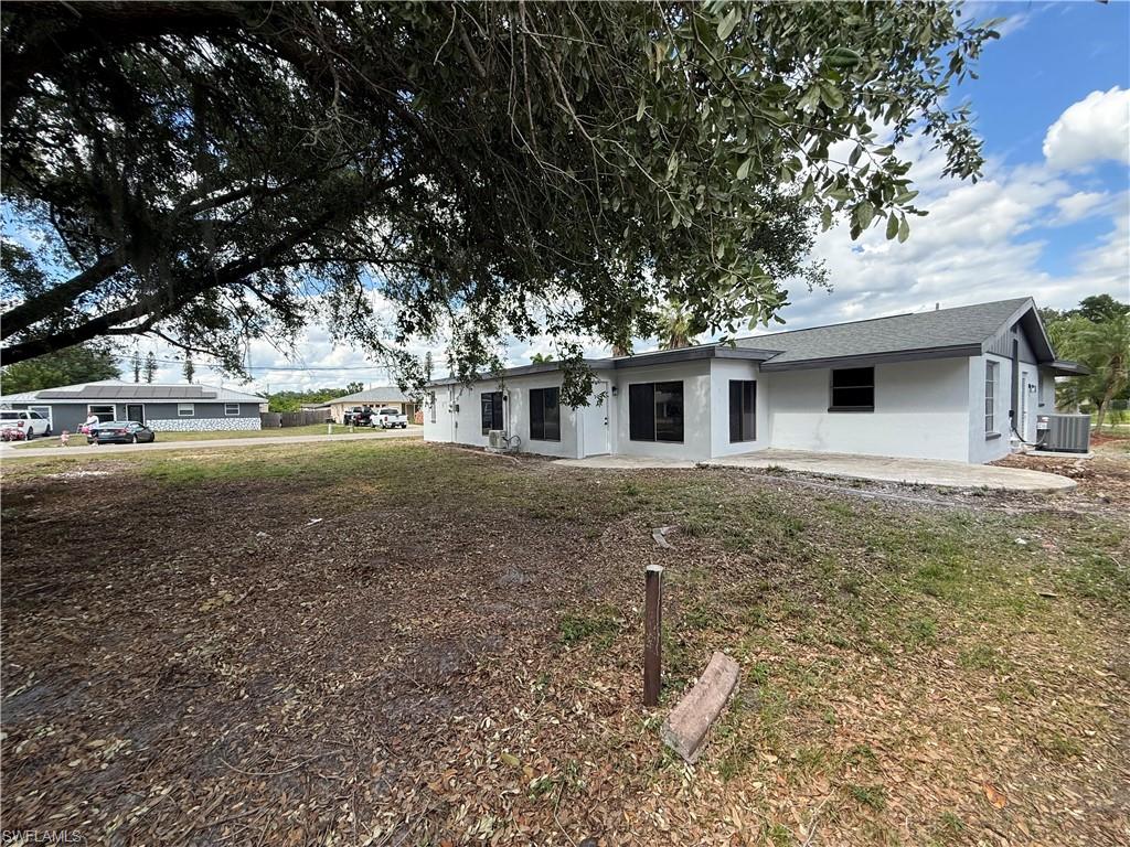 FORT MYERS SHORES - Residential